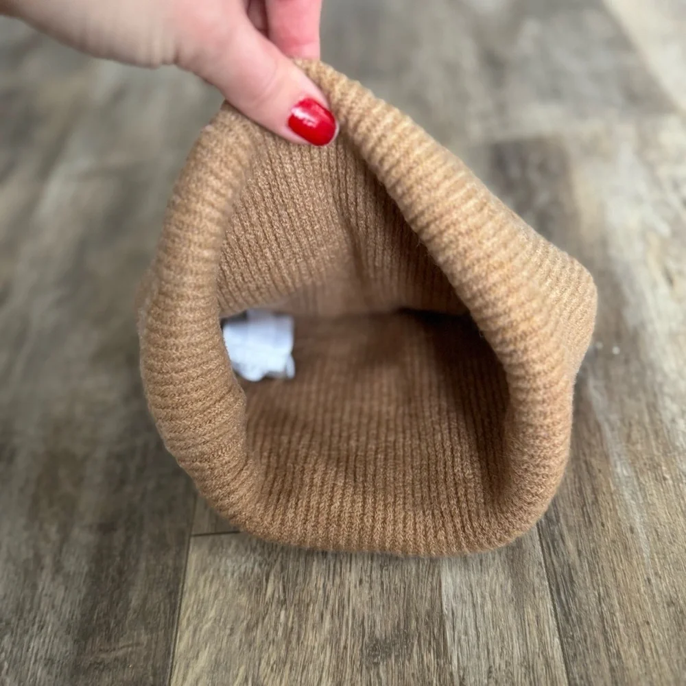 Like new! J. Crew Ribbed beanie in Supersoft Yarn - Tan